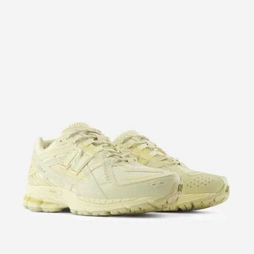 1906U Butter Yellow