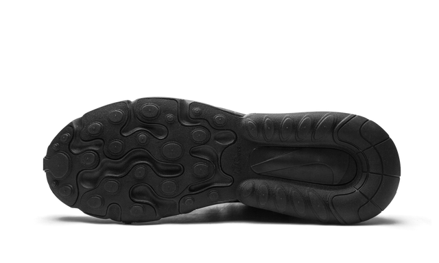 Runner Max 270 React Triple Black