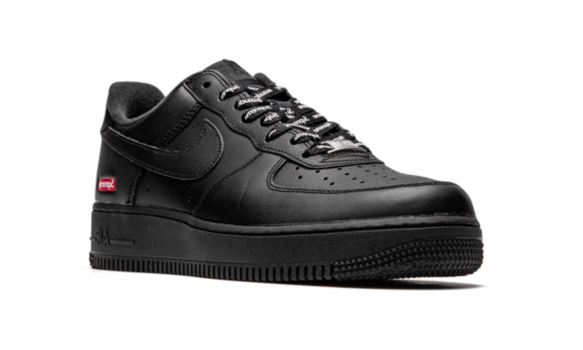 Classic Court 1 Low Black