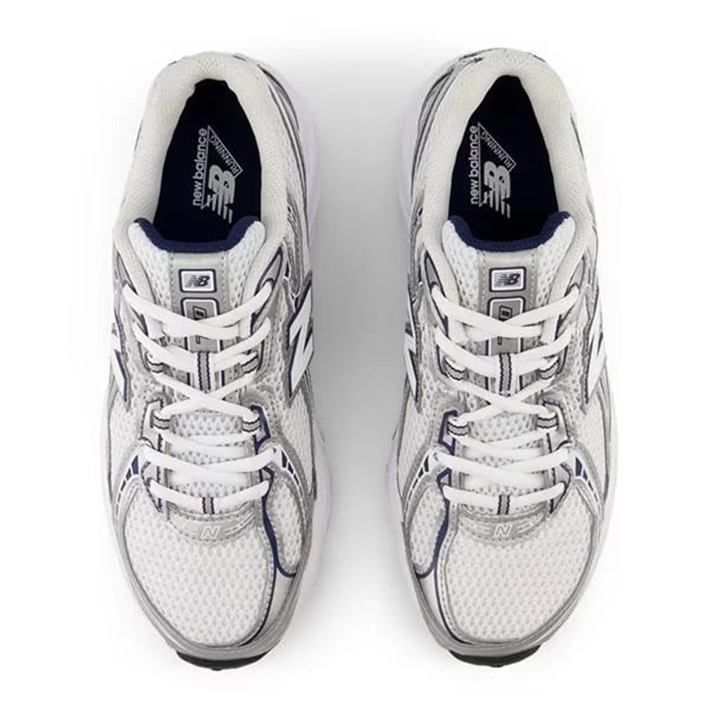 740v2 White Navy Shadow Grey