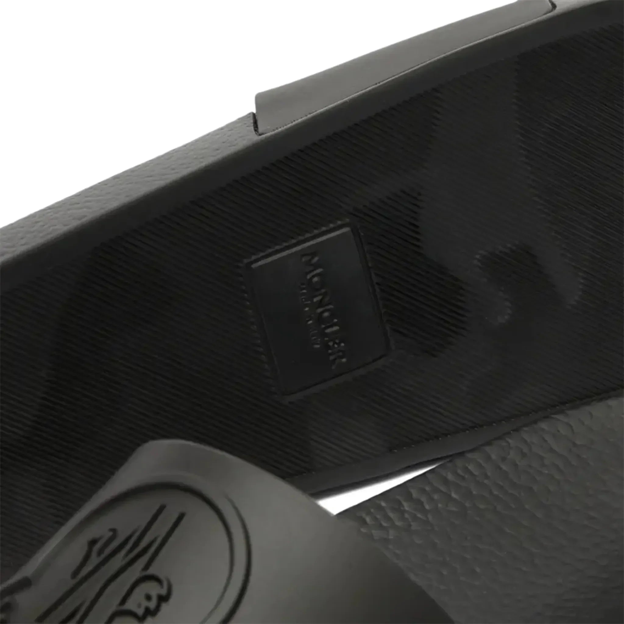 Basile Logo Black Sliders