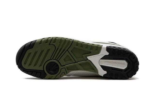 Court 550 White / Dark Olivine