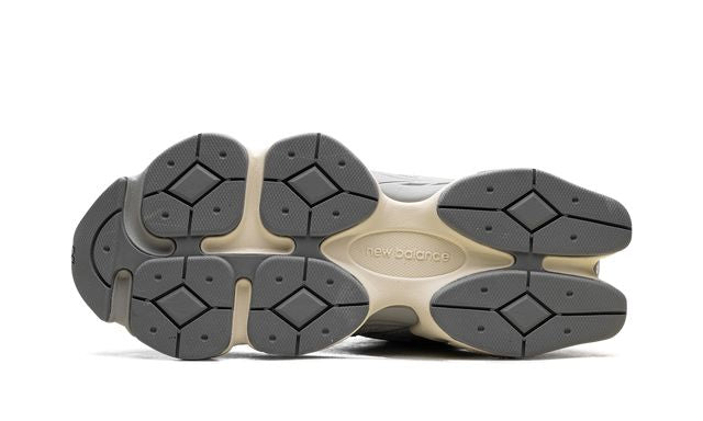 Tech 9060 Light Grey White