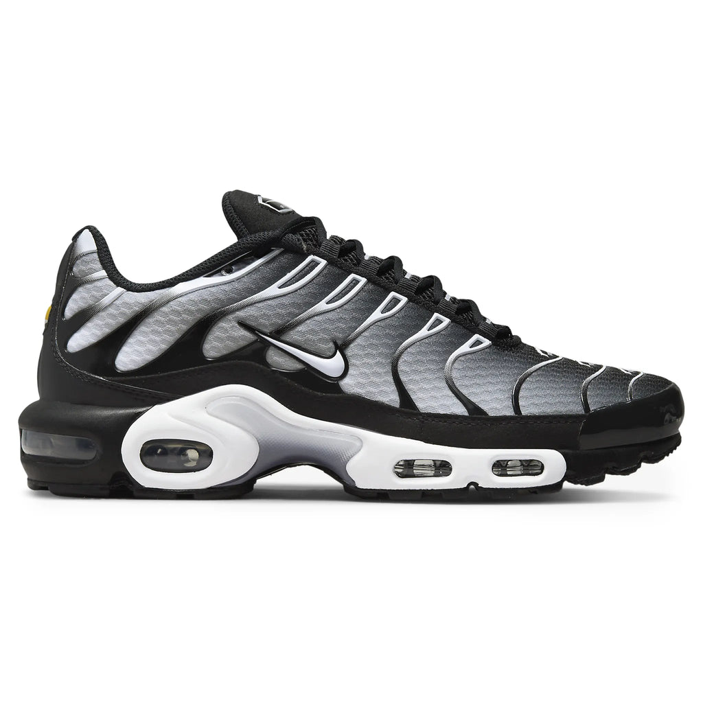 TN Runner Max Plus Black Metallic Silver